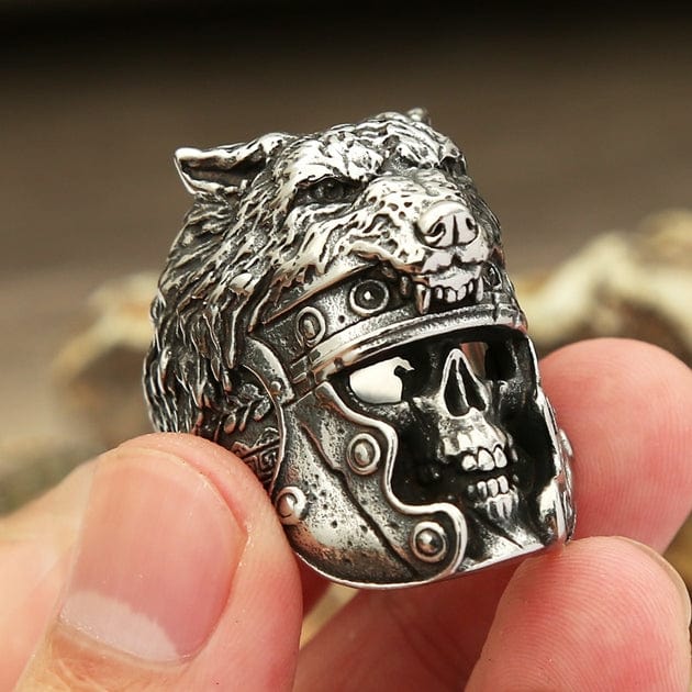 Bague Crâne de Légionnaire à Tête de Loup Médiéfan