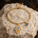 Bracelet Doré Main de Fatima et Breloque Œil Bleu - Vignette | Médiéfan