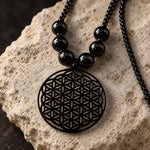 Collier Fleur de Vie Noir à Perles Noires - Vignette | Médiéfan