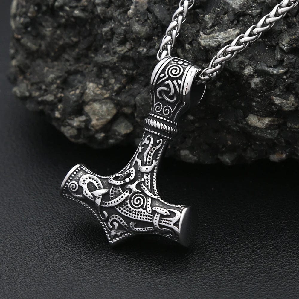 Collier marteau de Thor Runes