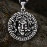 Collier Médaillon de Méduse - Vignette | Médiéfan