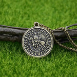 Collier templier pendentif sceau des cavaliers « Sigillum Militum » - Vignette | Médiéfan