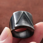 Bague Pyramide Noire - Vignette | Médiéfan