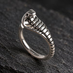 Bague Cobra au Capuchon Déployé - Vignette | Médiéfan
