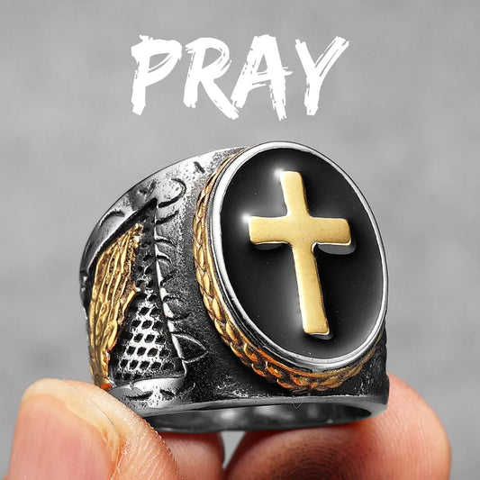 Bague croix dorée « PRAY »
