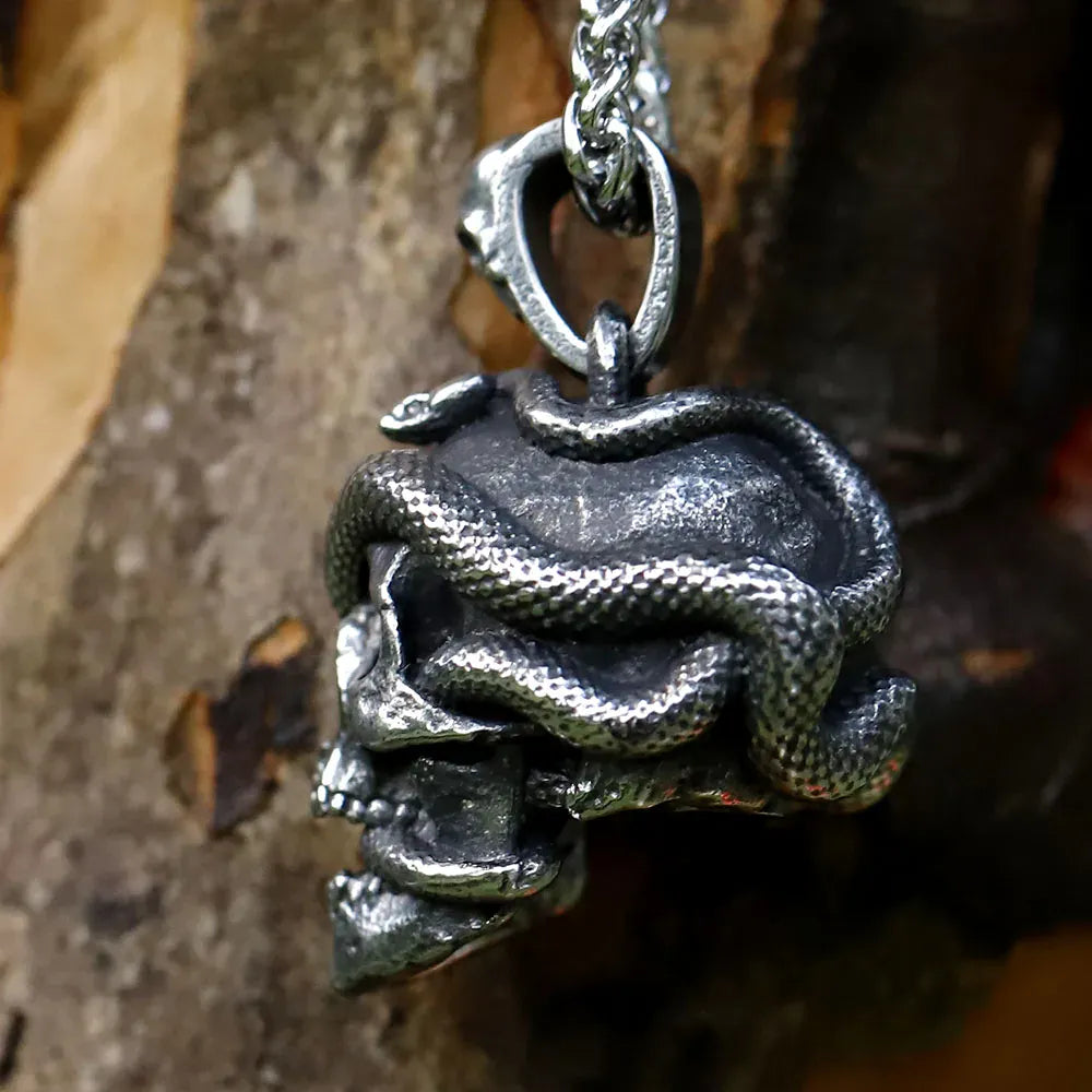 Collier Crâne aux Serpents