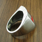 Bague bouclier de chevalier templier croix rouge gravée - Vignette | Médiéfan