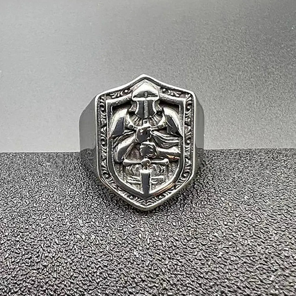 Bague guerrier médiéval épée et bouclier