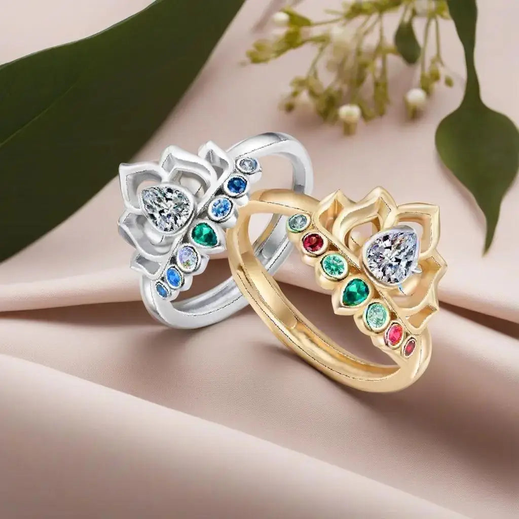Bague Lotus Ajourée à Zircon Poire et 7 Chakras