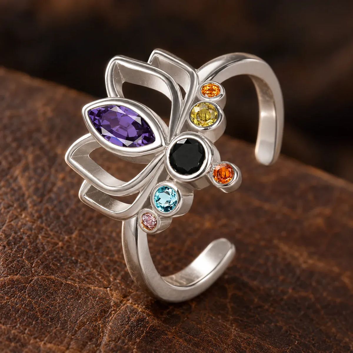 Bague Lotus Marquise Violette et Zircon Noir