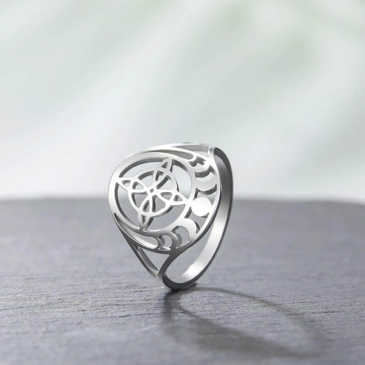 Bague Nœud de Sorcière et Phases de Lune