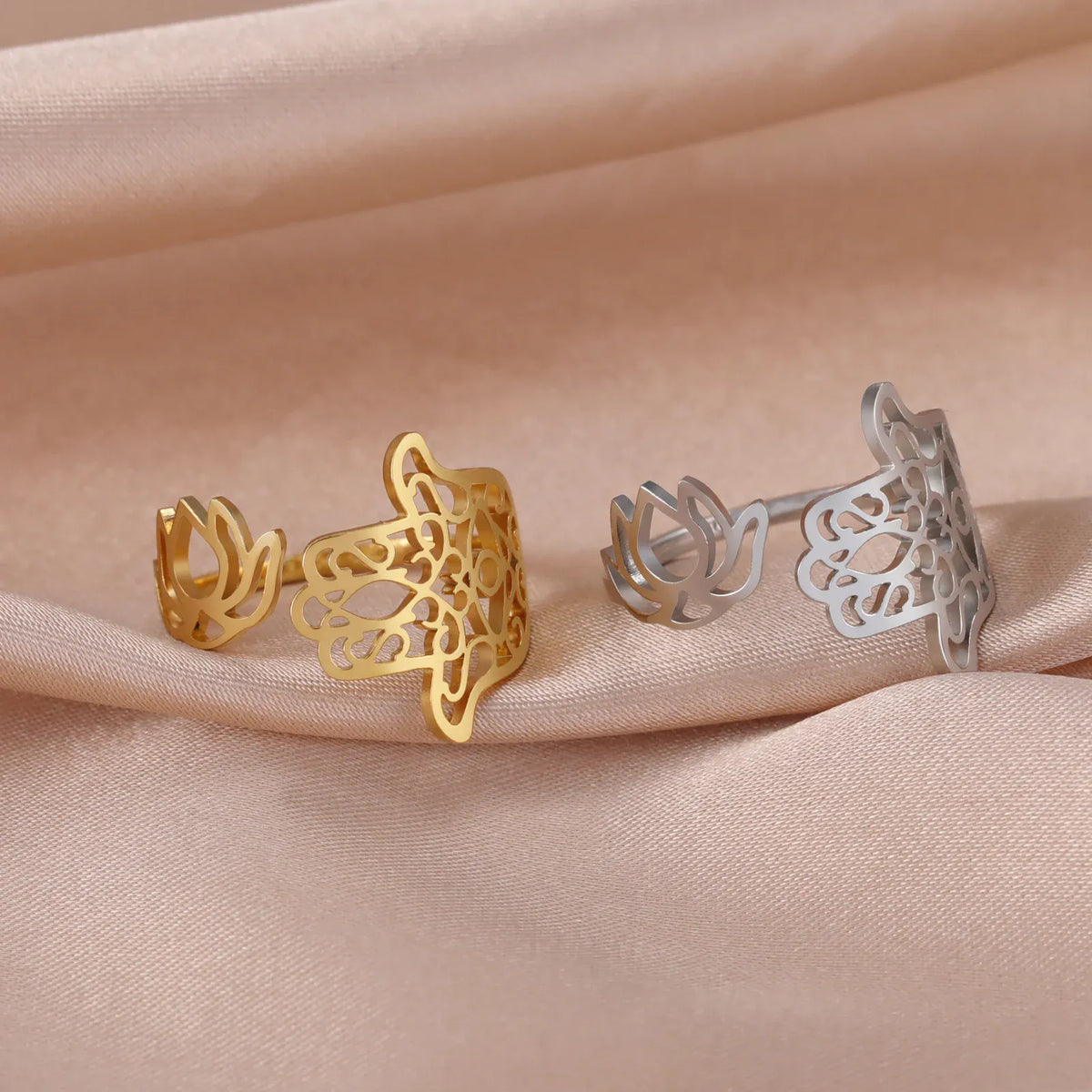 Bague Ouverte Main de Fatima et Bouton de Lotus