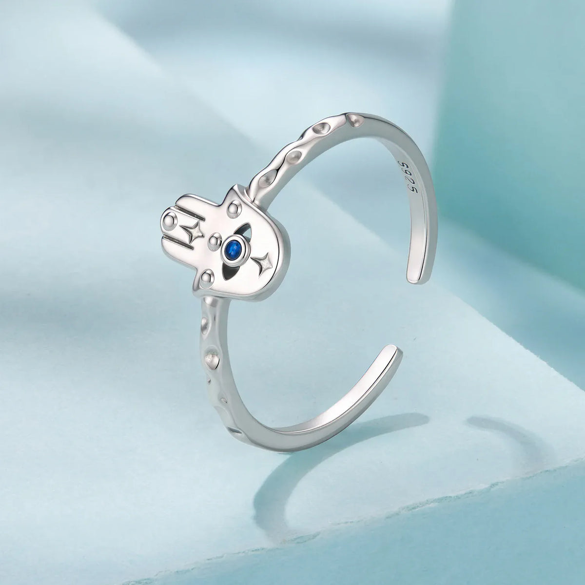 Bague Ouverte Main de Fatima Martelée Réglable