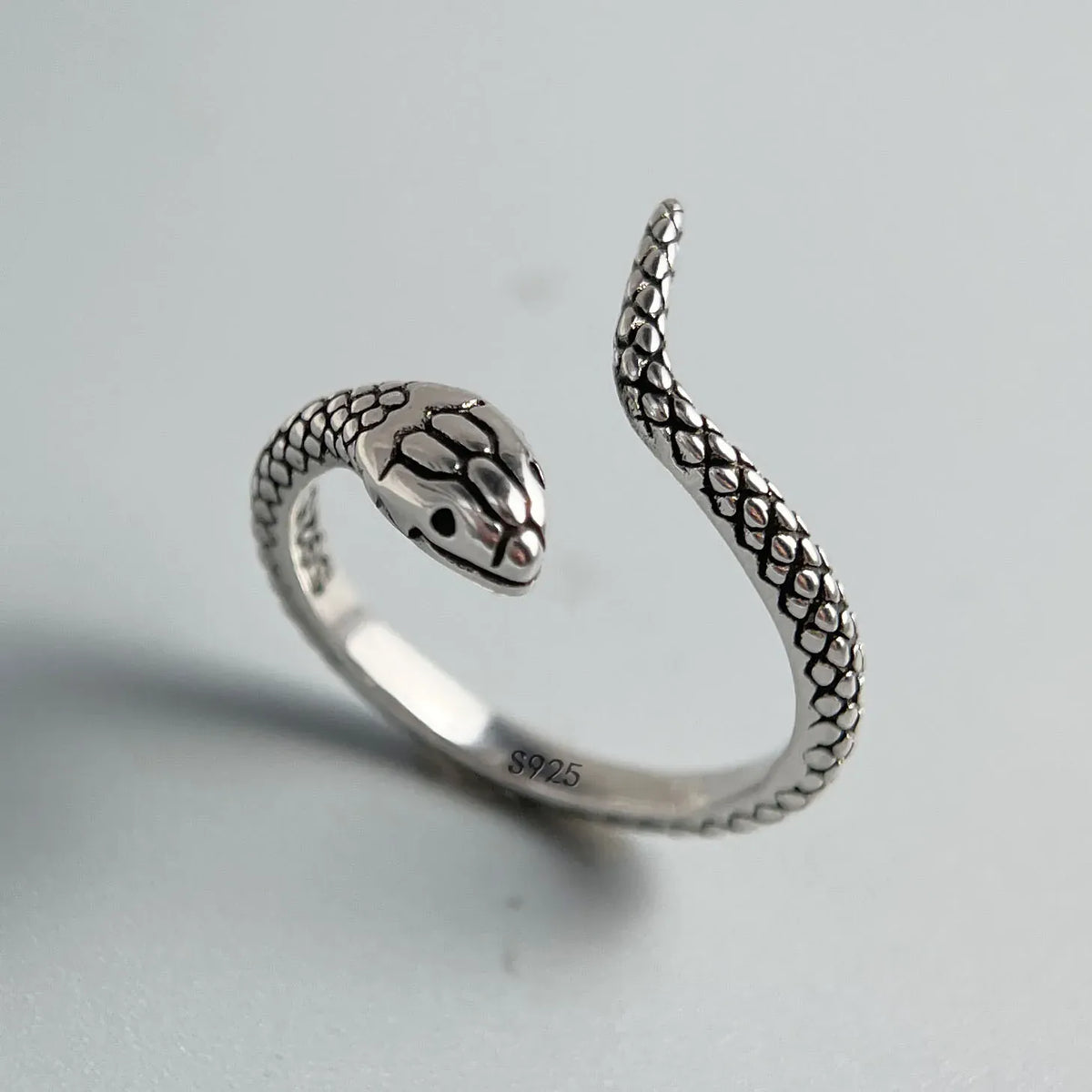 Bague Serpent à Queue Dressée Réglable