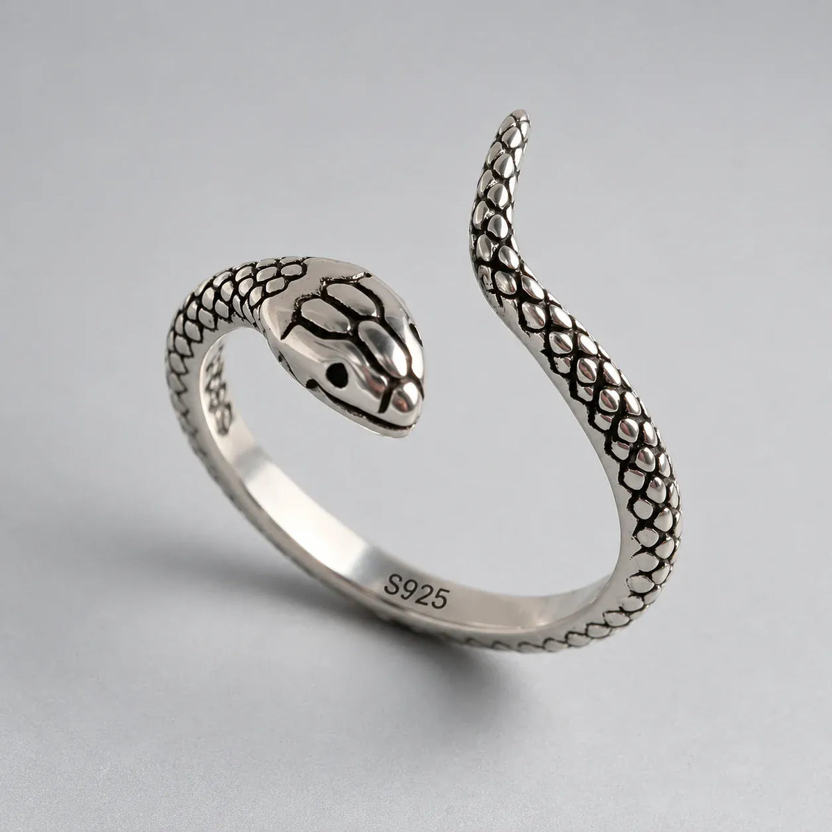 Bague Serpent à Queue Dressée Réglable