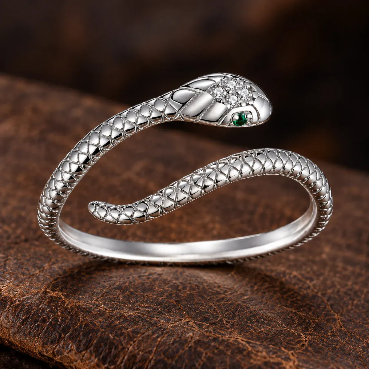 Bague Serpent Délicate Tête Pavée
