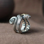 Bague Serpent Dressé aux Rehauts Dorés - Vignette | Médiéfan