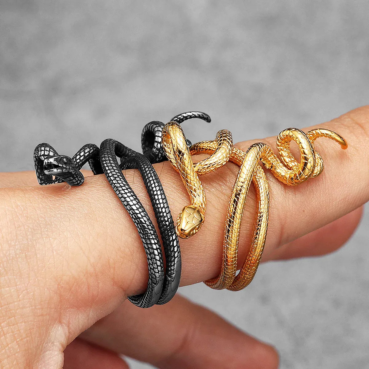 Bague Serpent Enroulé en Triple Tour