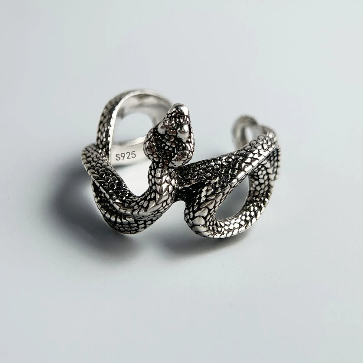 Bague Serpent Entrelacé Réglable