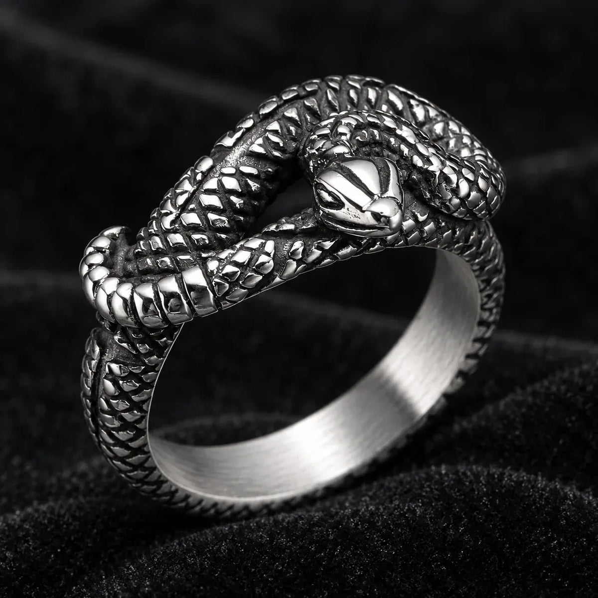 Bague Serpent Noué