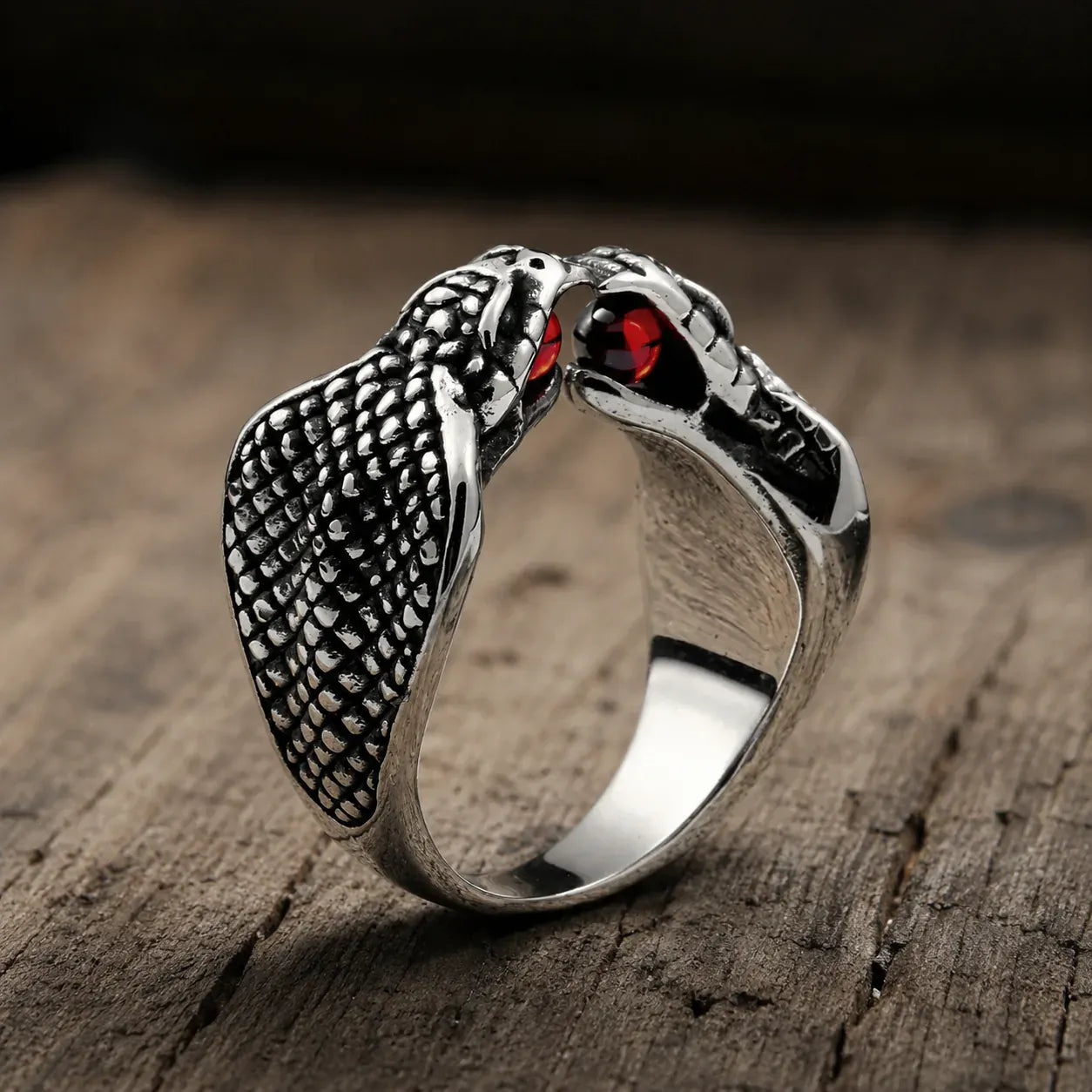 Bague Serpent Rubis