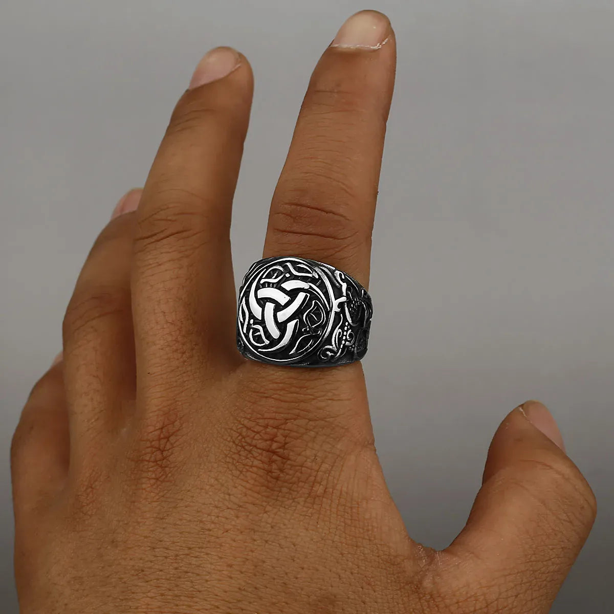 Bague Viking Dragon Rune en acier inoxydable pour hommes, anneau de tempérament à la mode, motard Hip Hop, amulette à nœud celtique, bijoux cadeau
