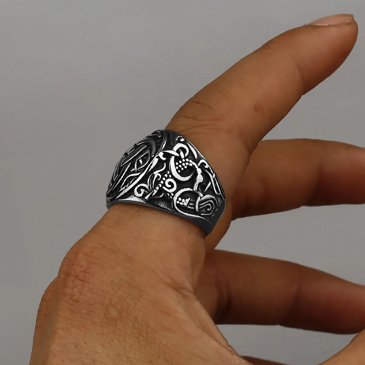Bague Viking Dragon Rune en acier inoxydable pour hommes, anneau de tempérament à la mode, motard Hip Hop, amulette à nœud celtique, bijoux cadeau VKJZ-132 / 8