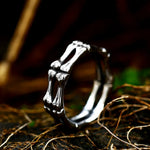 Bague main de squelette - Vignette | Médiéfan
