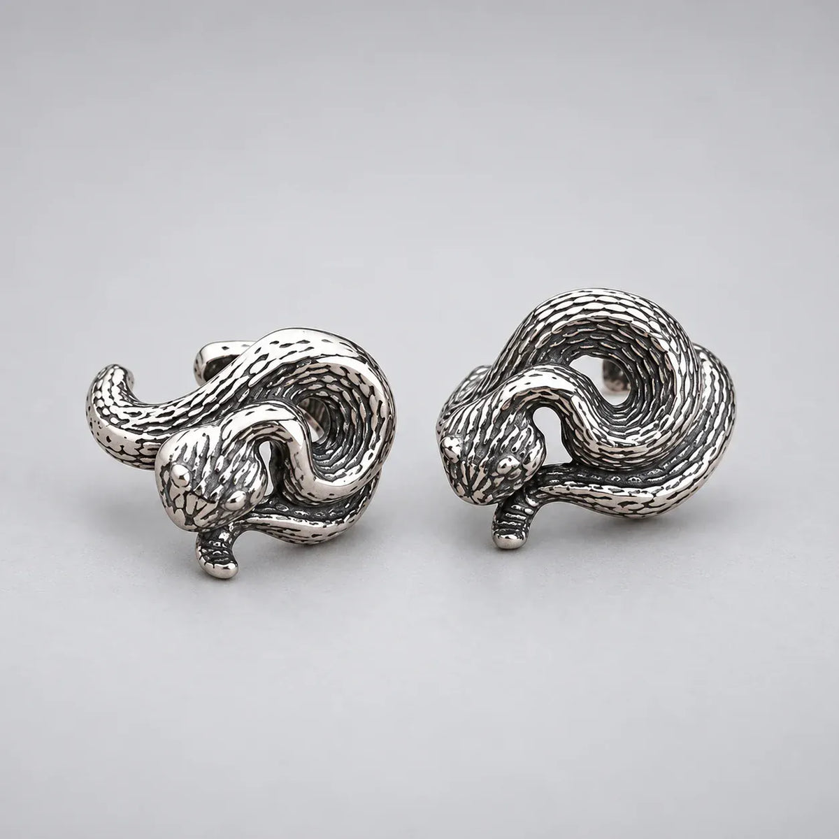 Bijou d'Oreille Serpent Enroulé