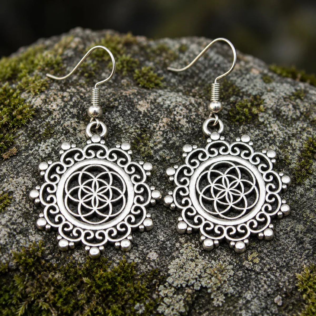 Boucles d'Oreilles Rosace Perlée Graine de Vie Argenté