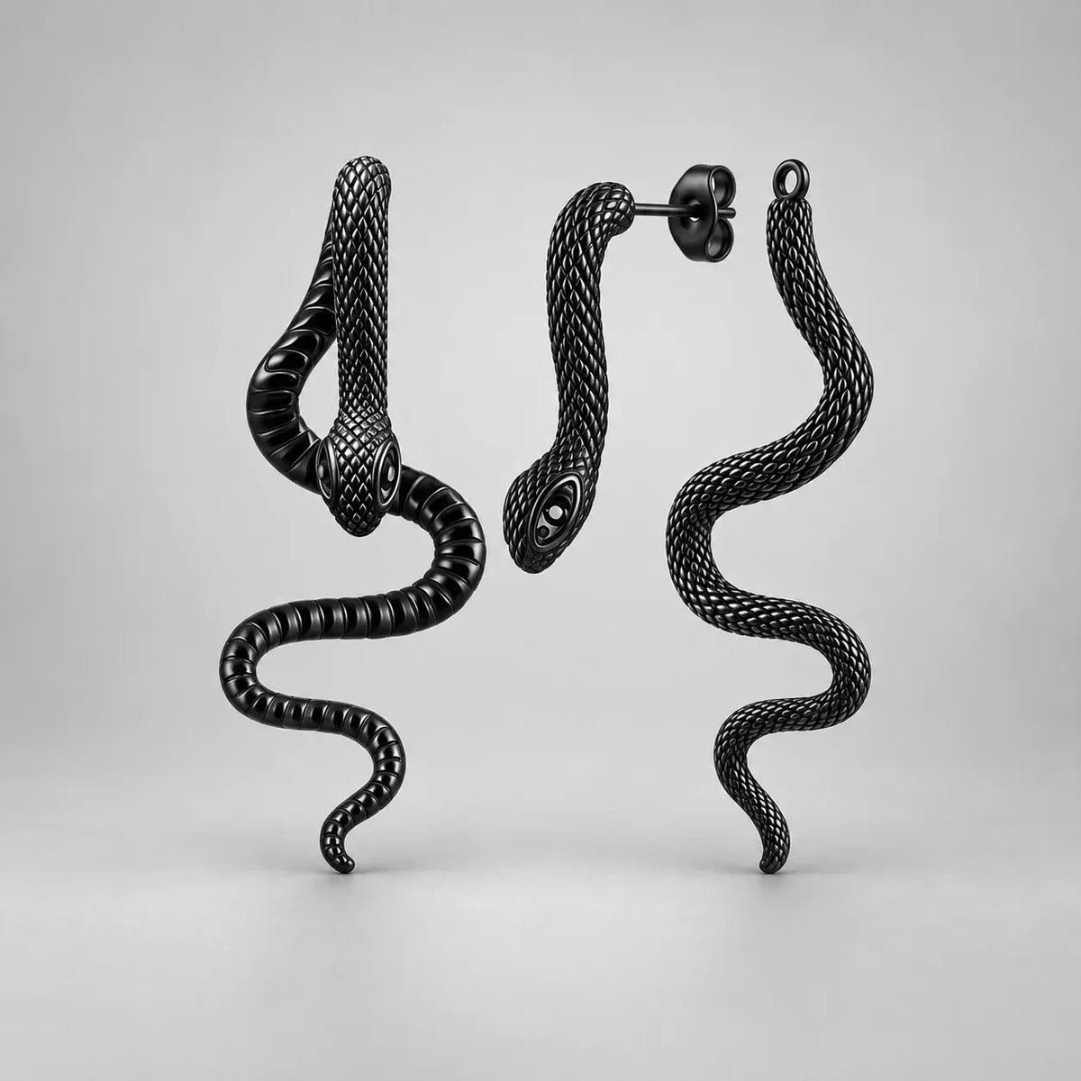 Boucles d'Oreilles Serpent Traversant Noir