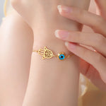 Bracelet Main de Fatima Filigranée et Cabochon Bleu - Vignette | Médiéfan