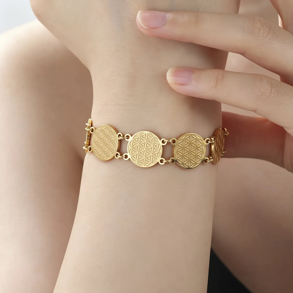 Bracelet Médaillons Rosaces Fleur de Vie Doré