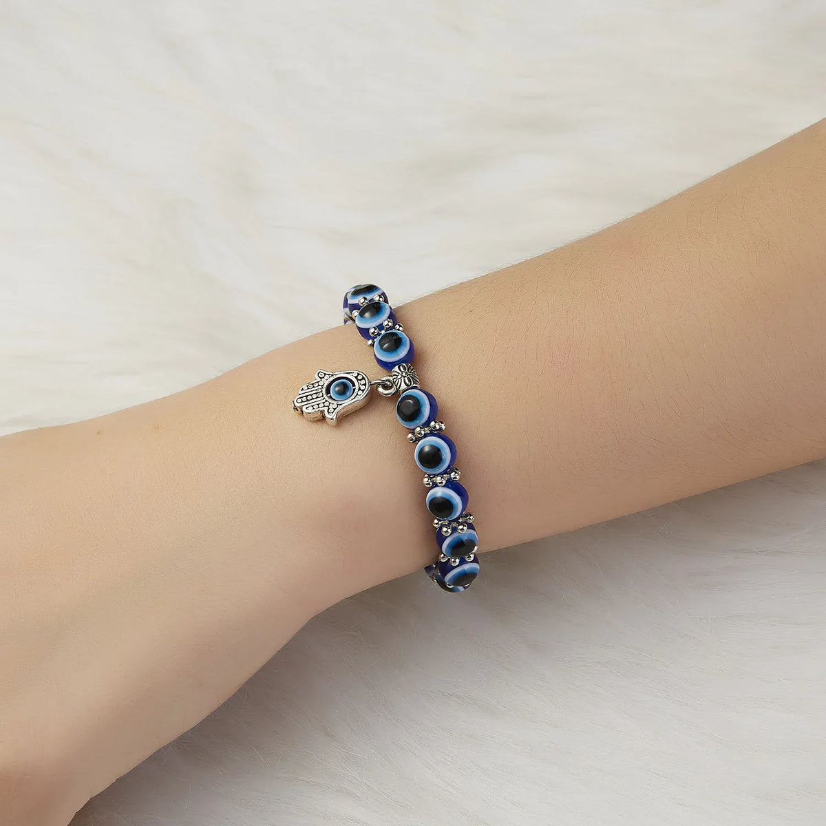 Bracelet Perles Œil Turc et Breloque Main de Fatima