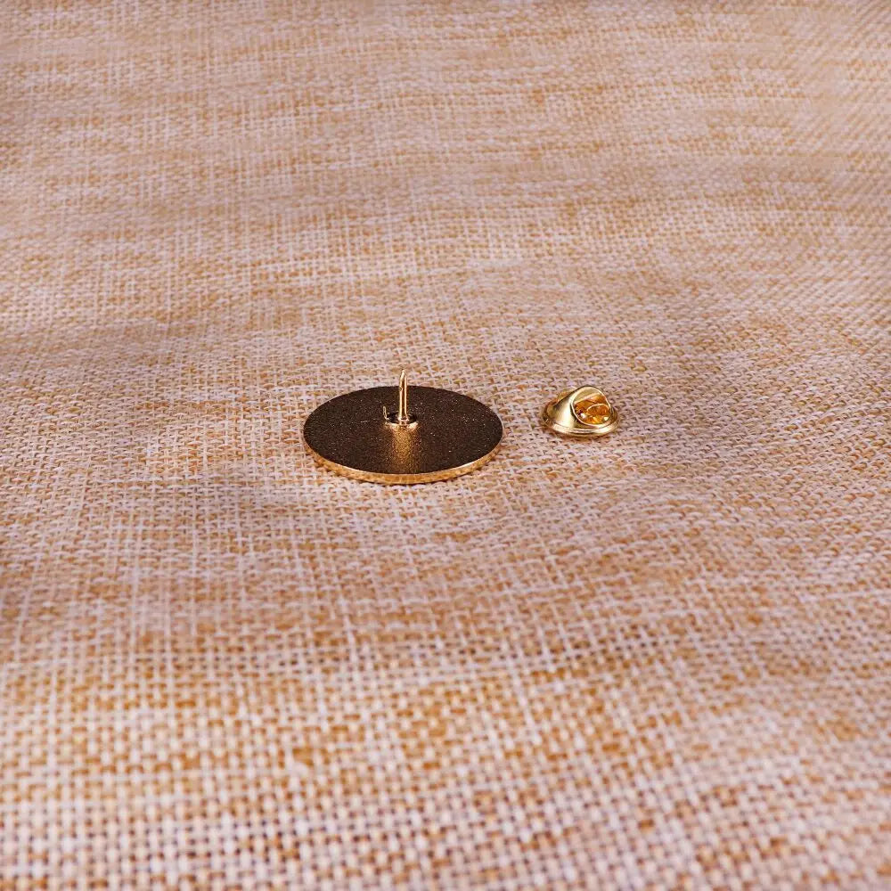 Broche templière croix de Jérusalem émaillée