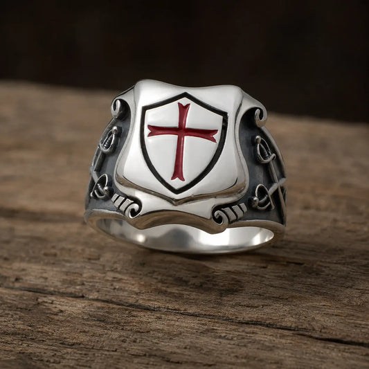 Chevalière bouclier templier croix rouge