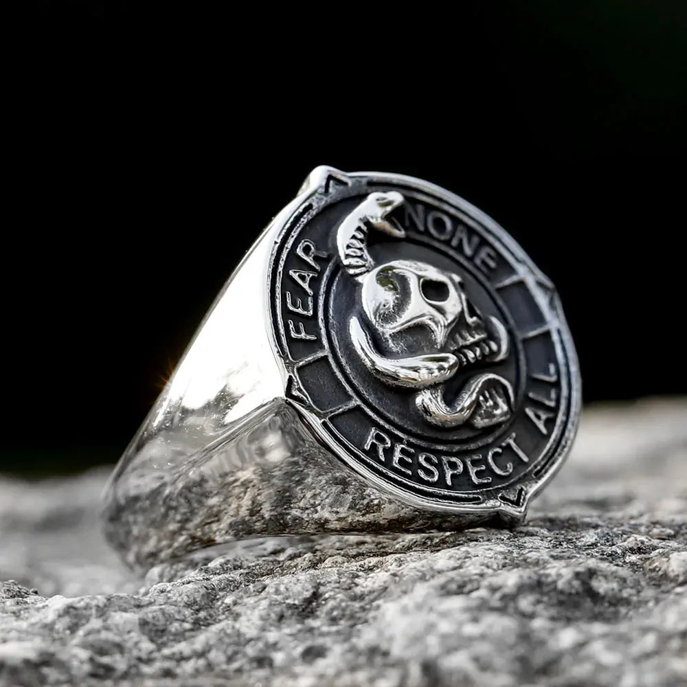 Chevalière Crâne et Serpent Fear None