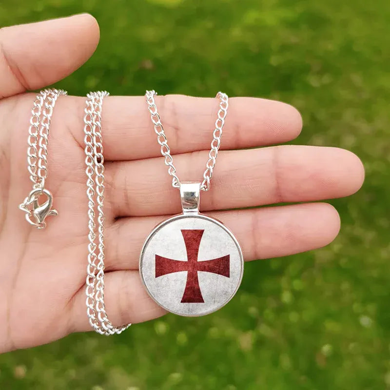 Collier chevaliers templiers Vintage, pendentif croix rouge, Cabochon en verre, longue chaîne, croix Solomons, symbole maçonnique A / noir