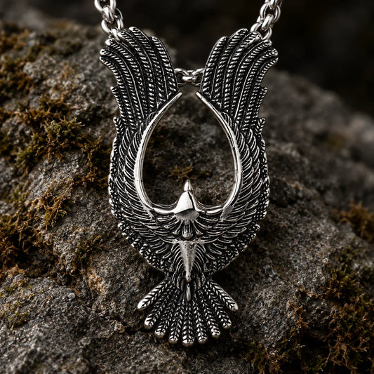 Collier Corbeau aux Ailes Déployées