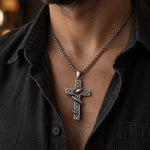 Collier Croix au Serpent - Vignette | Médiéfan
