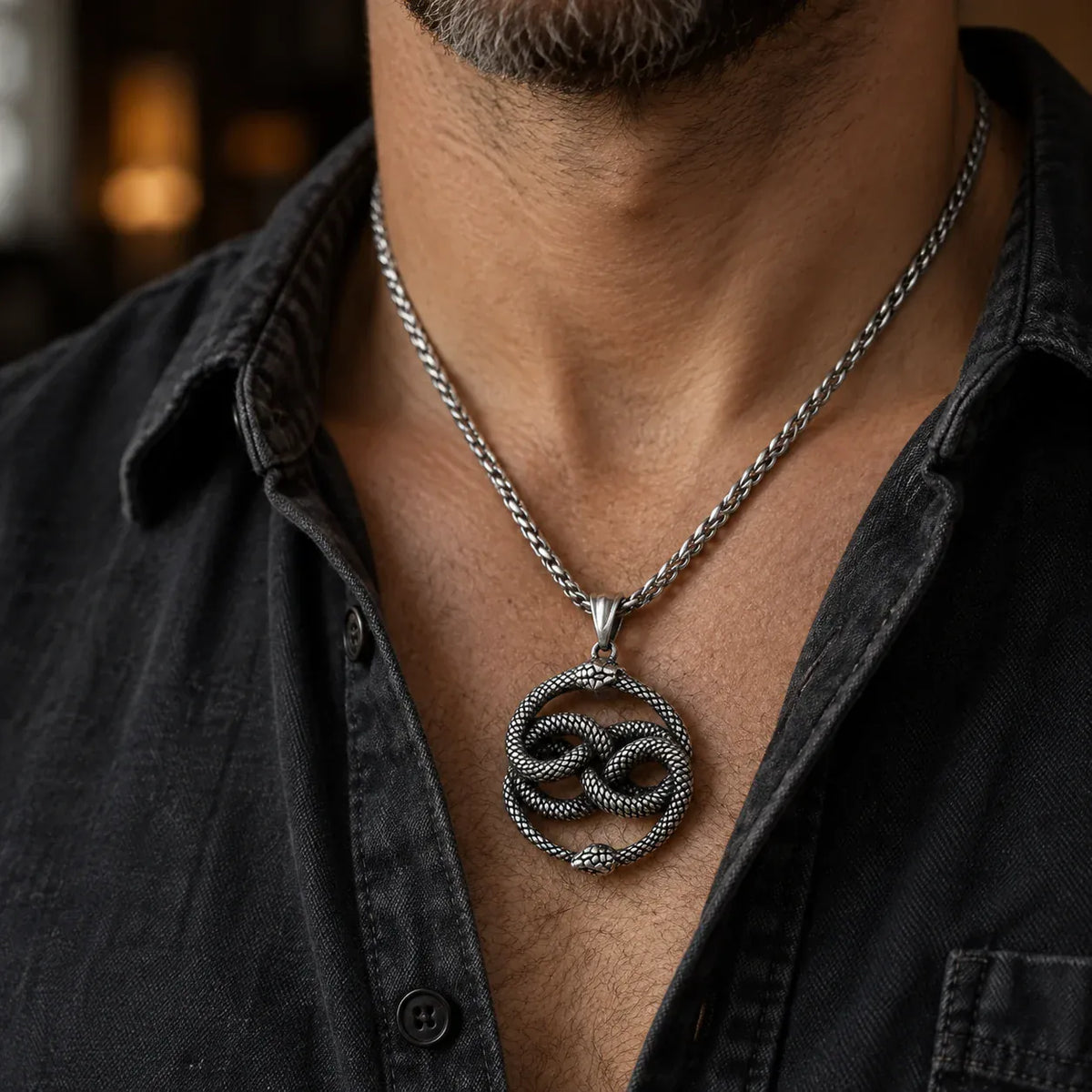 Collier Double Ouroboros Entrelacé