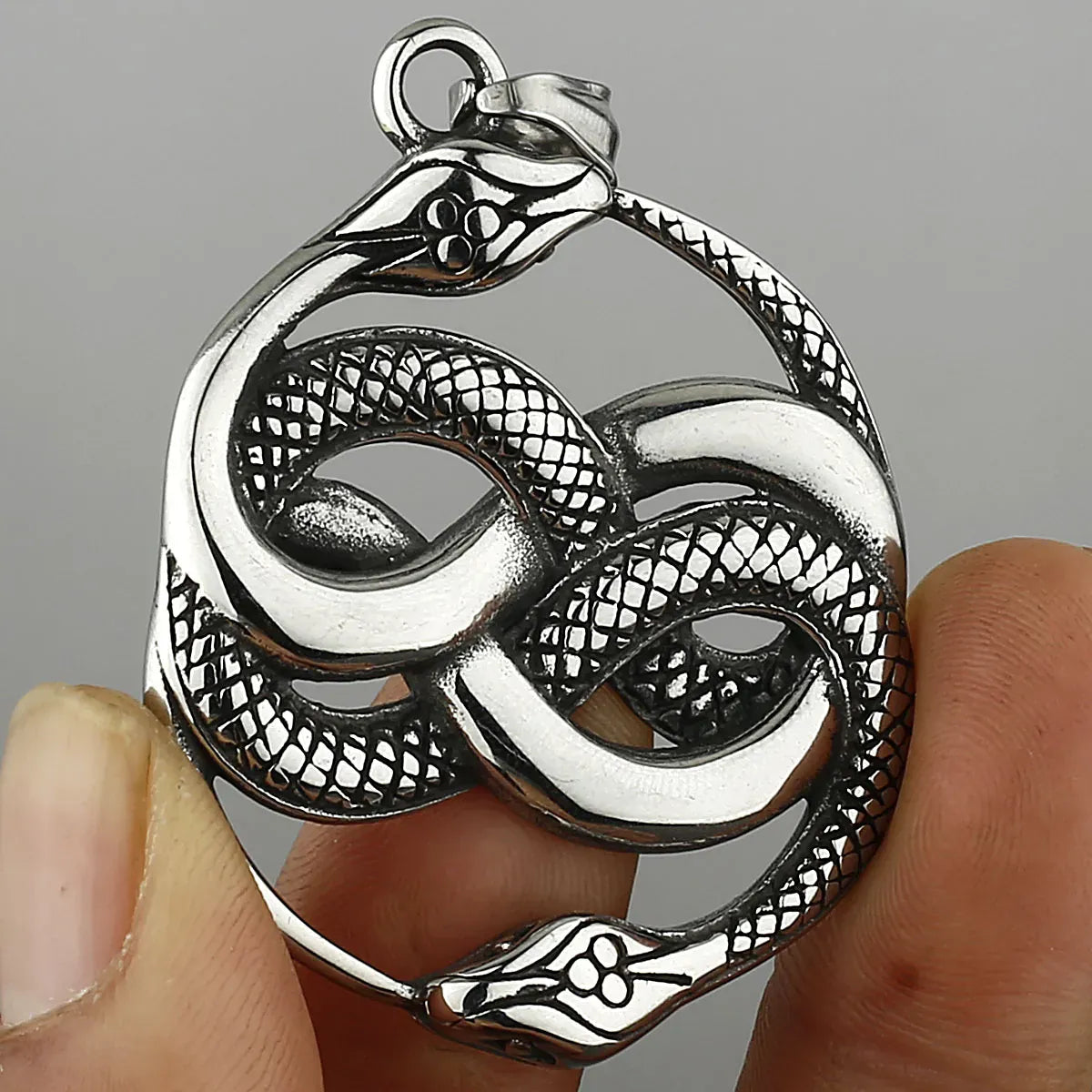 Collier Double Serpent Infini Argenté, seul
