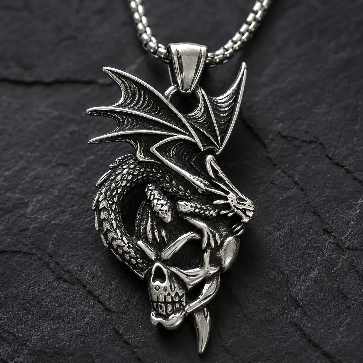 Collier Dragon & Crâne