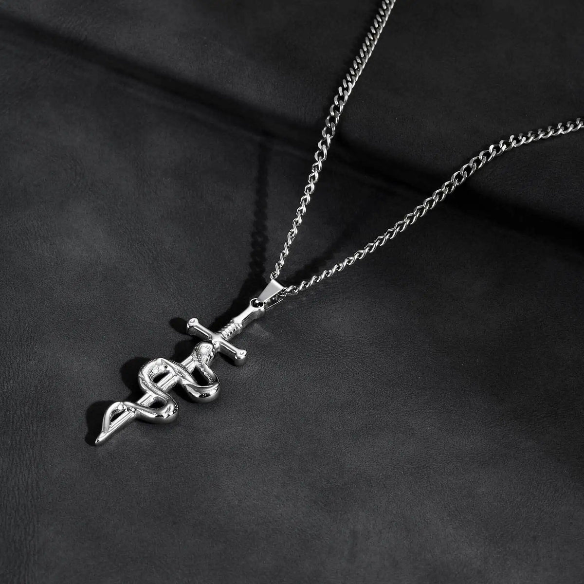 Collier Épée au Serpent