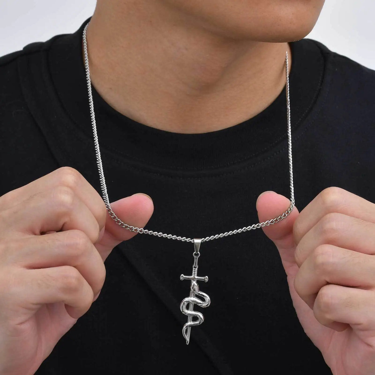 Collier Épée au Serpent