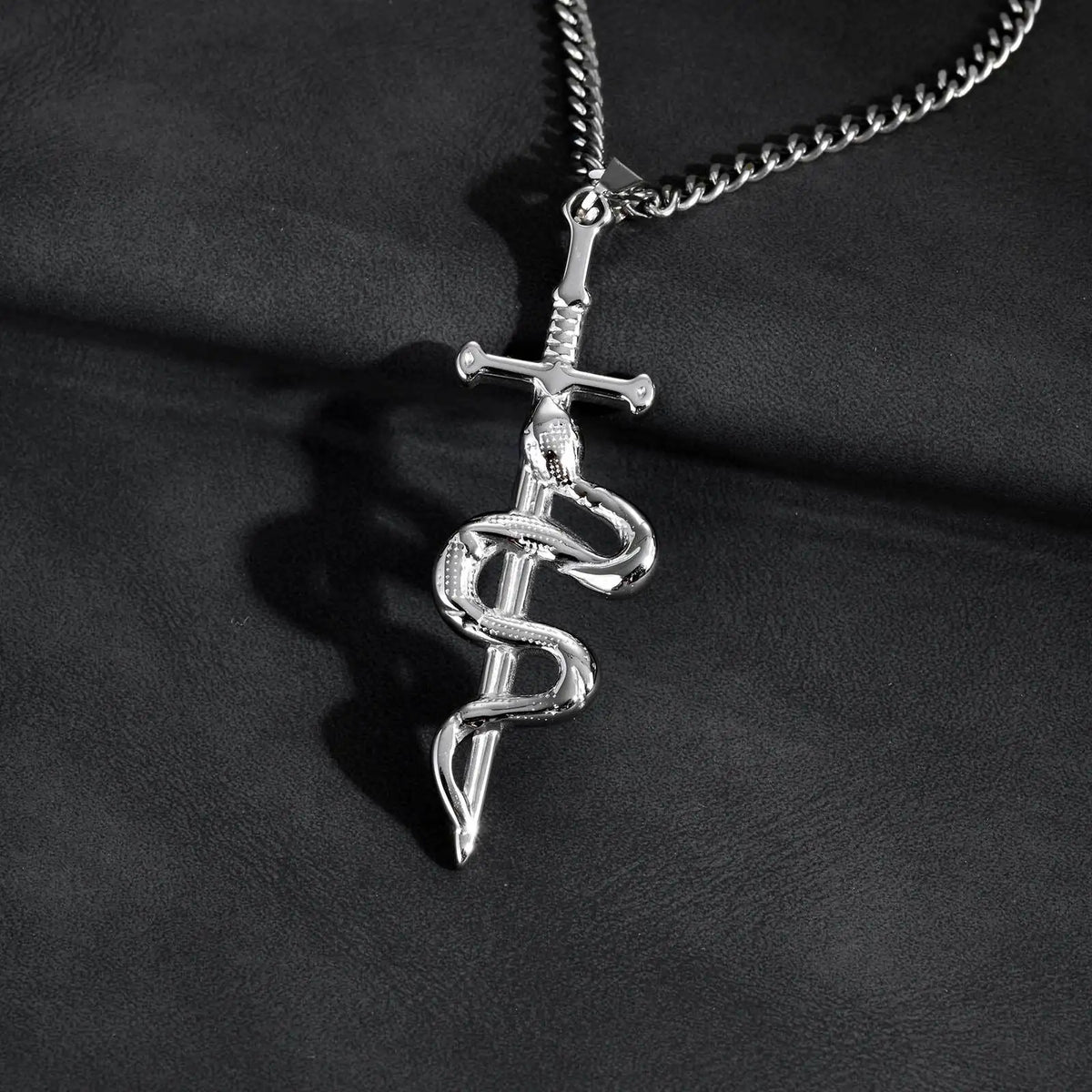 Collier Épée au Serpent