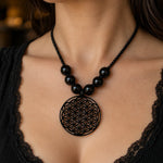 Collier Fleur de Vie Noir à Perles Noires - Vignette | Médiéfan