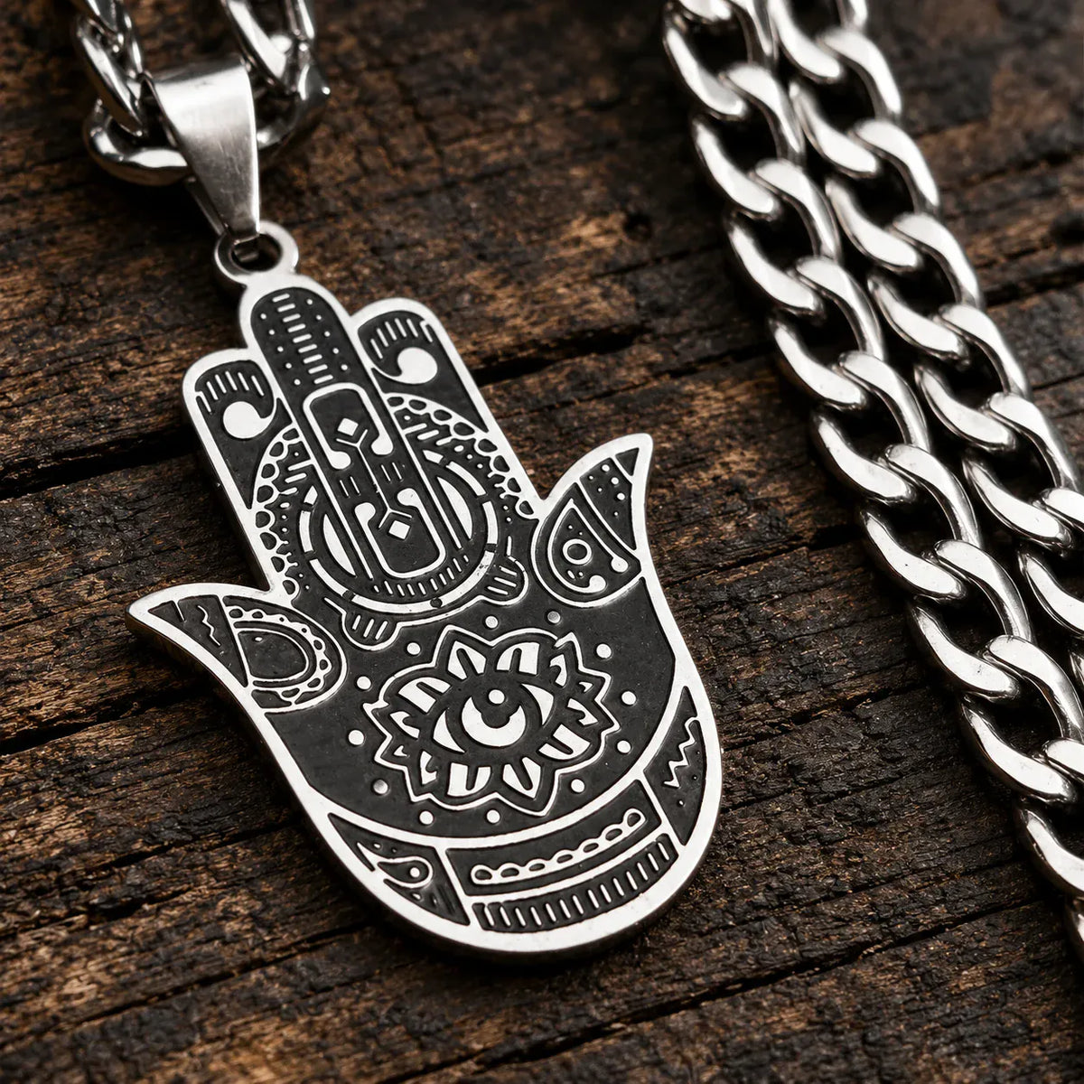 Collier Grande Main de Fatima Mandala Gravé Argenté