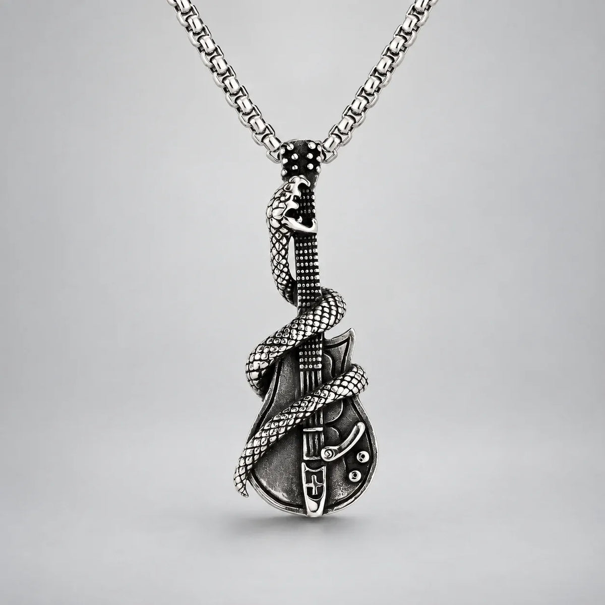 Collier Guitare au Serpent Chaîne 70 cm