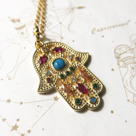 Collier Main de Fatima Dorée Sertie de Pierres Multicolores 40 cm